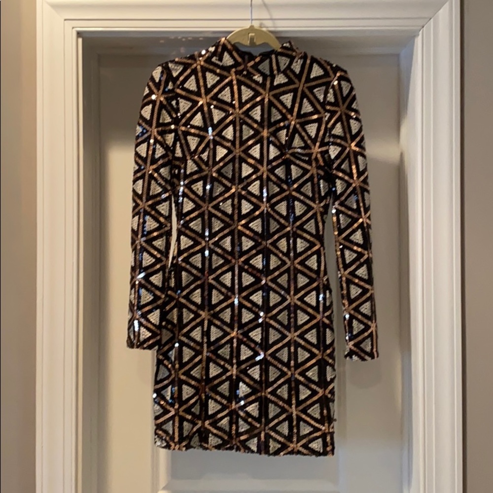 Lulus Sequined Long Sleeved Dress